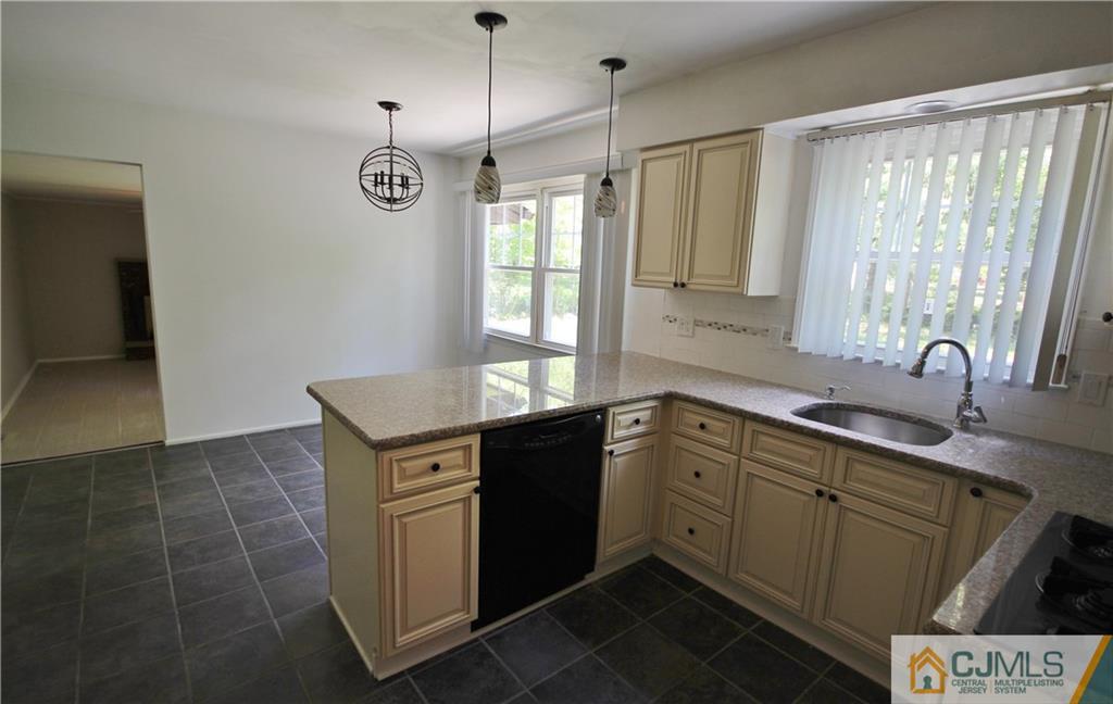 24 Alexander Road East Brunswick, NJ 08816 - Photo 8 of 23 Gallery Image 8