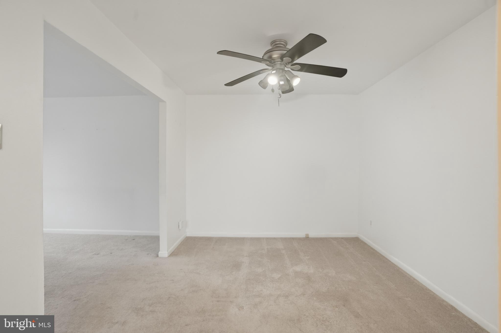 125 Rutledge Avenue Folsom, PA 19033 - Photo 14 of 44 .