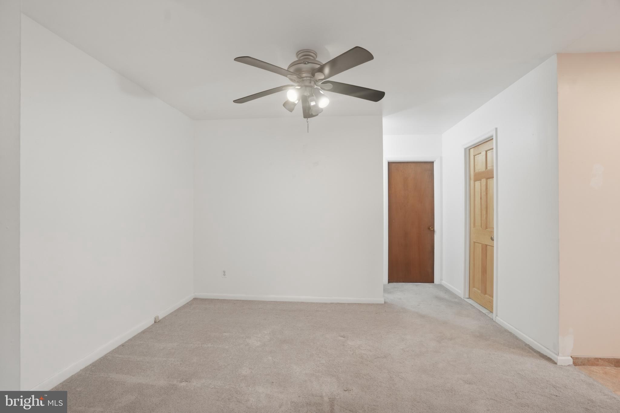 125 Rutledge Avenue Folsom, PA 19033 - Photo 15 of 44 Gallery Image 15