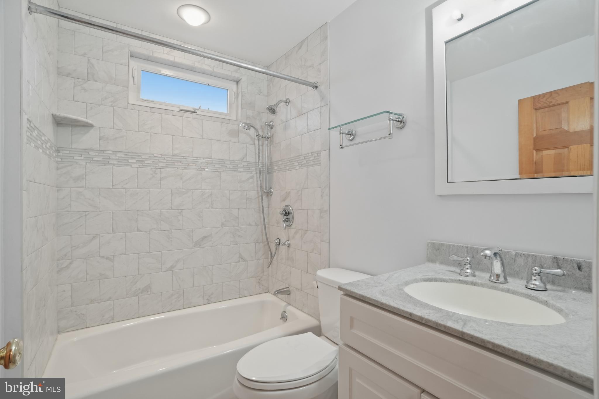 125 Rutledge Avenue Folsom, PA 19033 - Photo 27 of 44 Gallery Image 27