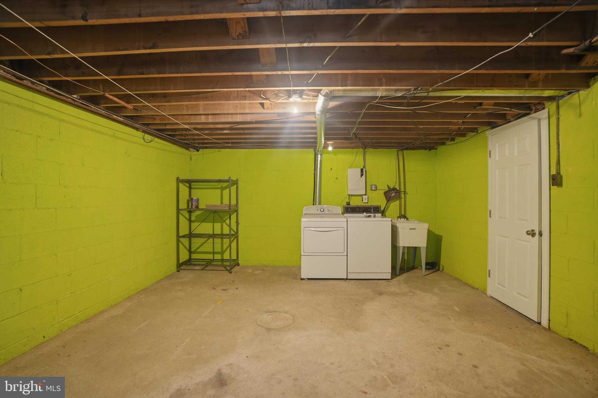 125 Rutledge Avenue Folsom, PA 19033 - Photo 42 of 44 Spacious basement laundry area and storage #2