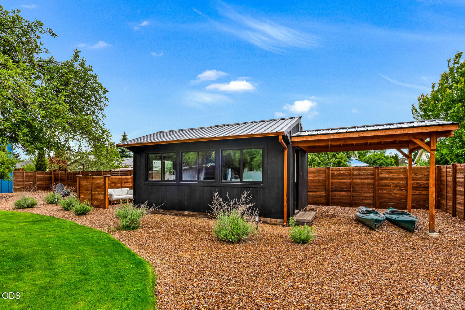 1971 Southwest 23rd Street Redmond, OR 97756 - Photo 42 of 47
