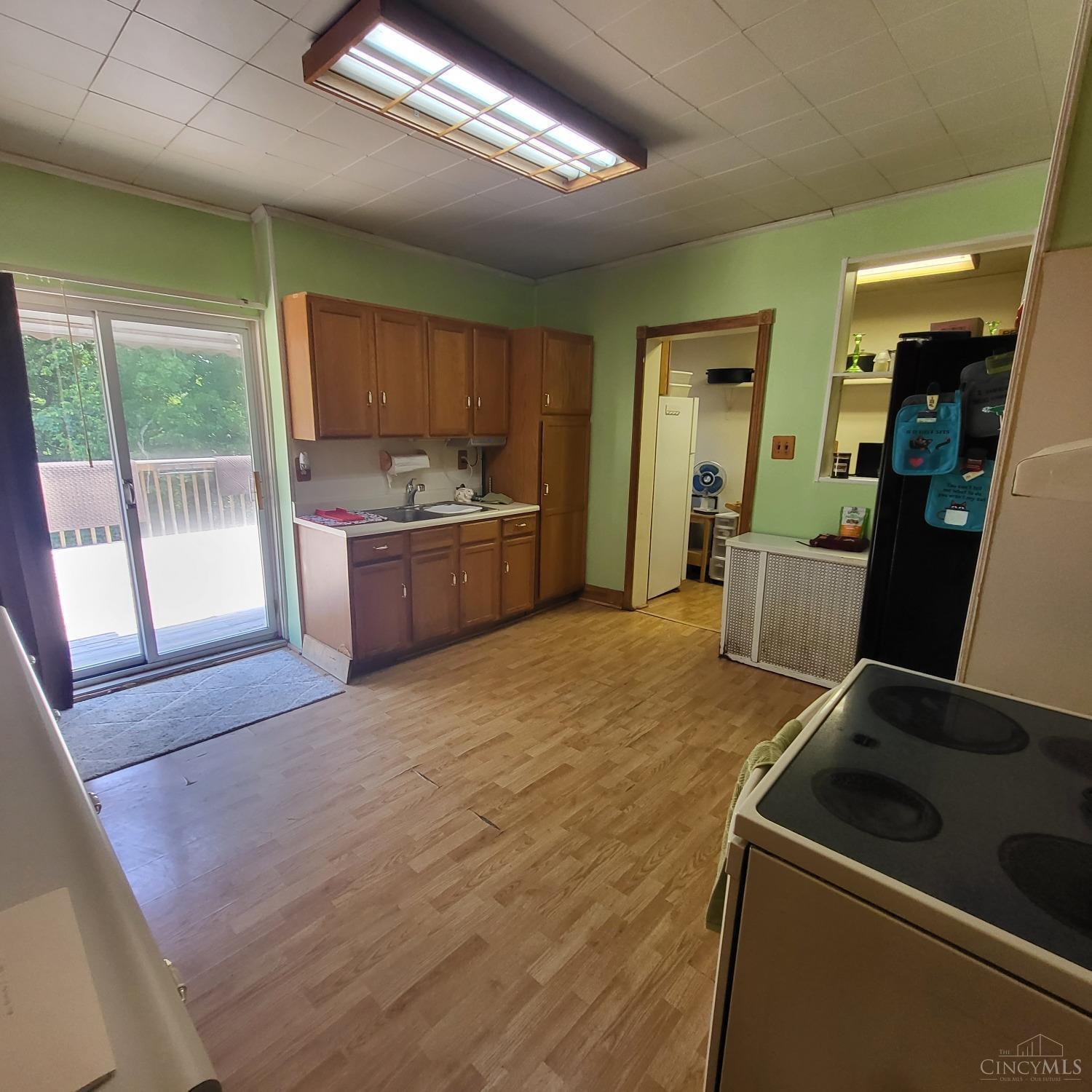 3774 Jessup Road Cincinnati, OH 45247 - Photo 4 of 18