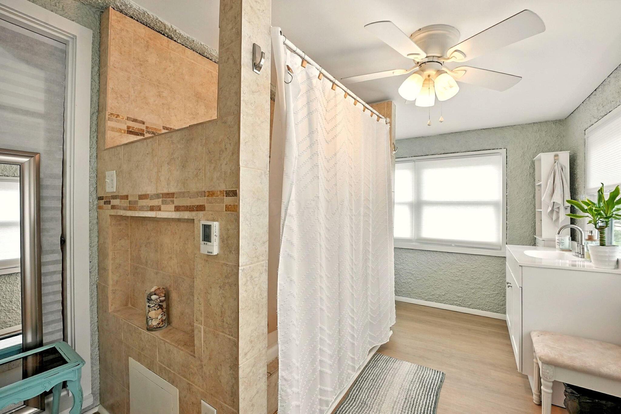 95 South Stanwood Road Columbus, OH 43209 - Photo 25 of 48 owners suite