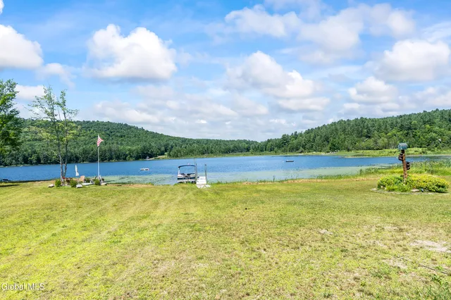 $995,000 | 679 Valentine Pond Road, Horicon, NY 12860