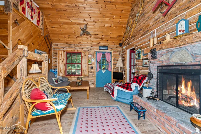 $995,000 | 679 Valentine Pond Road, Horicon, NY 12860