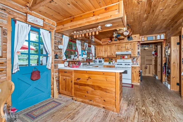 $995,000 | 679 Valentine Pond Road, Horicon, NY 12860