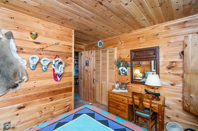 $995,000 | 679 Valentine Pond Road, Horicon, NY 12860