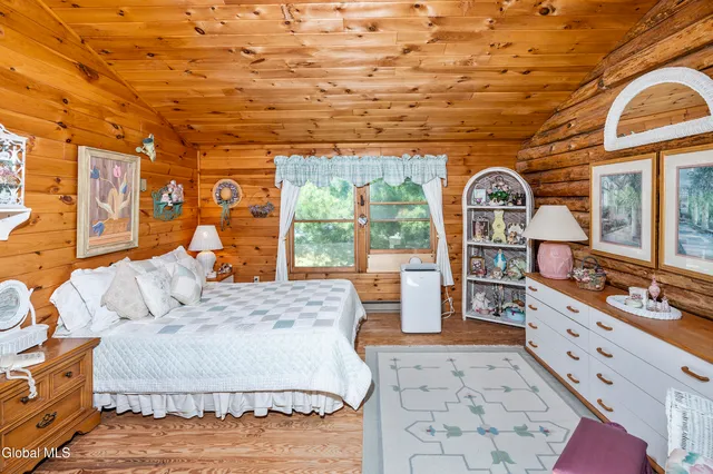 $995,000 | 679 Valentine Pond Road, Horicon, NY 12860