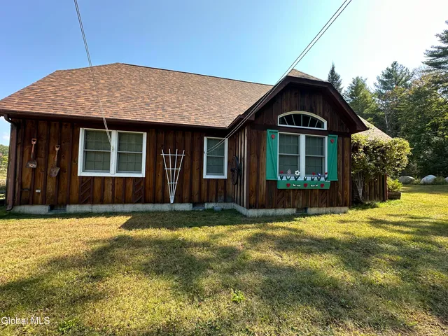 $995,000 | 679 Valentine Pond Road, Horicon, NY 12860