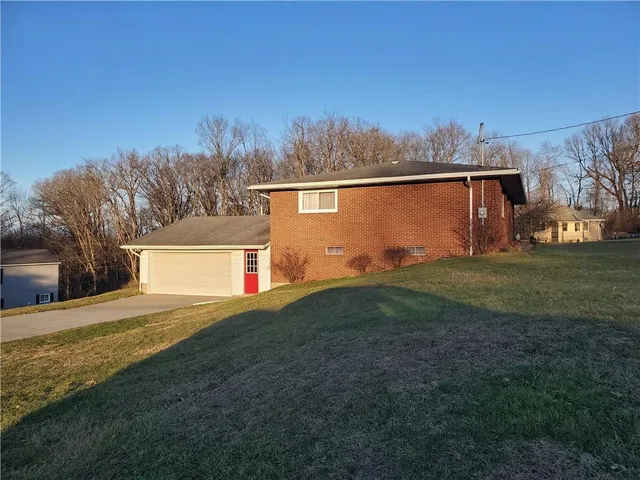 $189,900 | 765 Fairview Street, Ford City, PA 16226