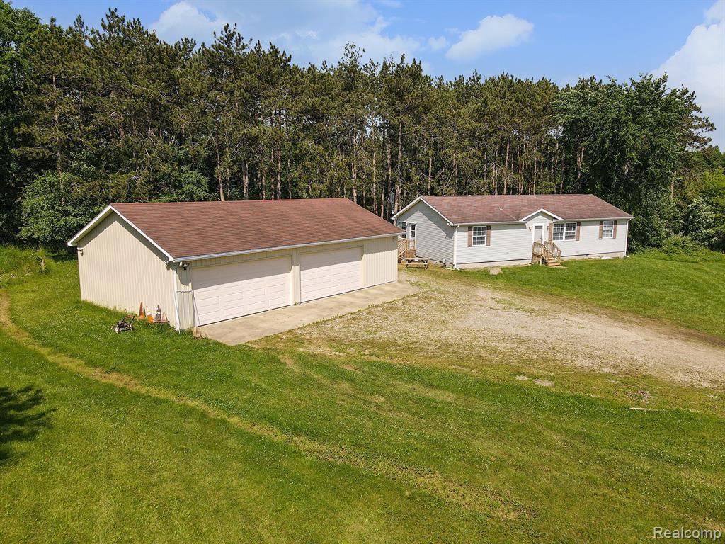 3700 North Mill Road Dryden, MI 48428 - Photo 15 of 23