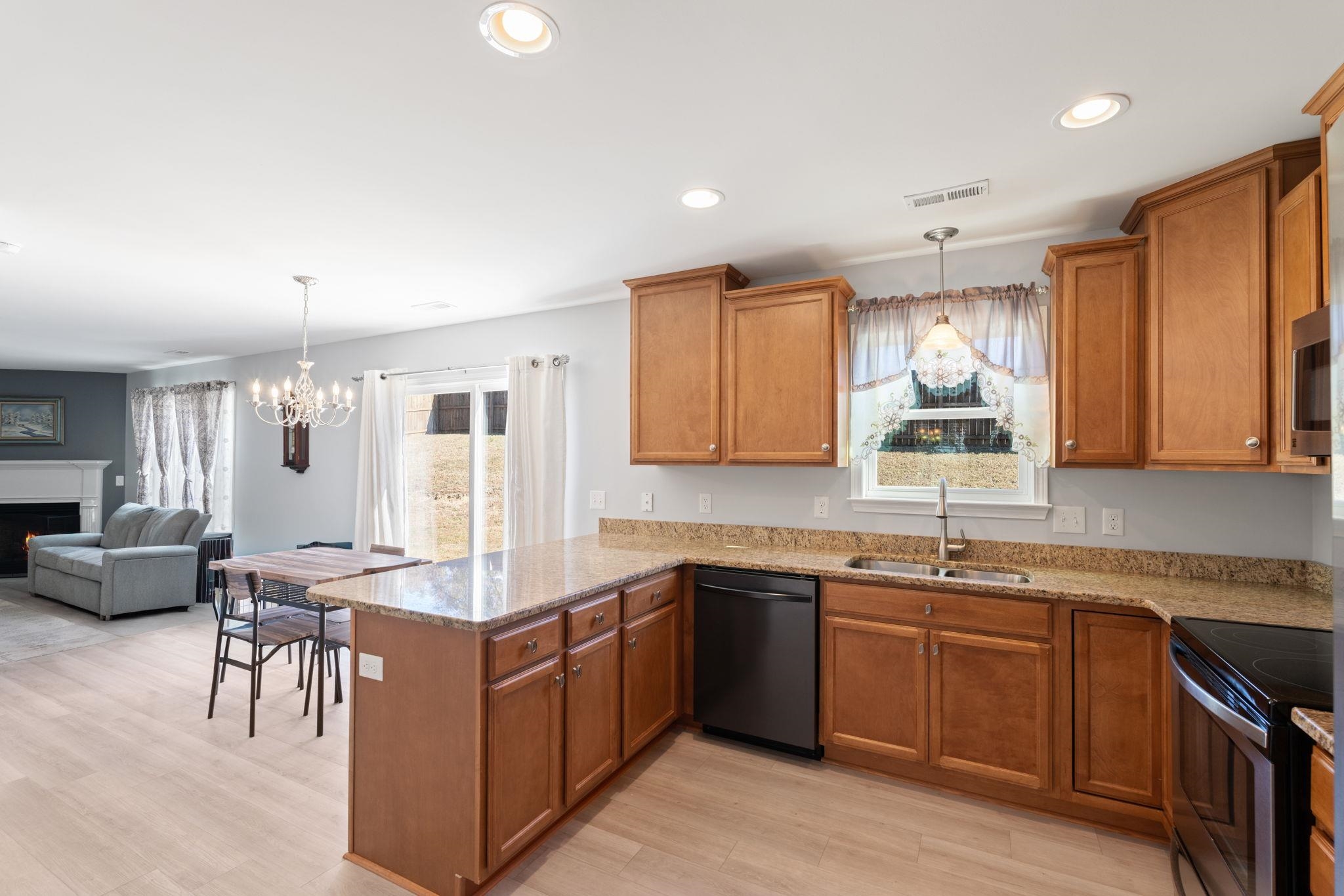 23 Ivyberry Road Simpsonville, SC 29681 - Photo 10 of 27