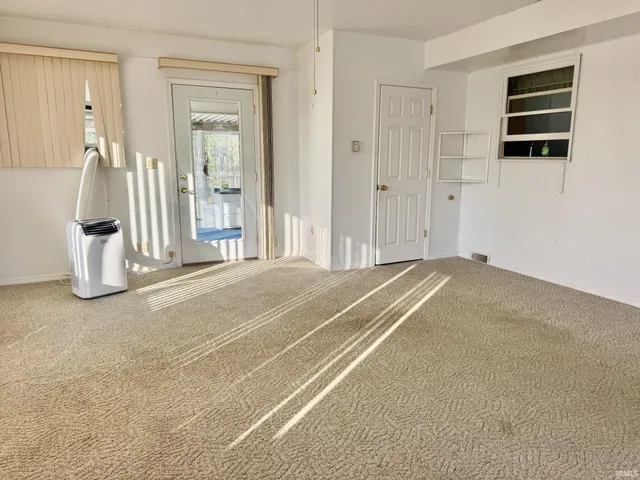 $189,900 | 801 South 4th Street, Orleans, IN 47452