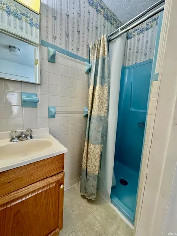 $189,900 | 801 South 4th Street, Orleans, IN 47452