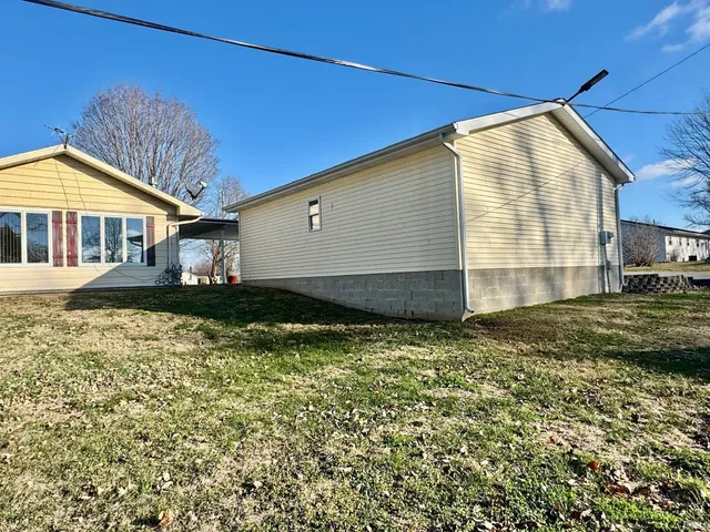 $189,900 | 801 South 4th Street, Orleans, IN 47452