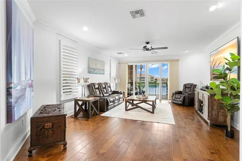 $885,000 | 6 Academy Way, Unit 221, St. Petersburg, FL 33711