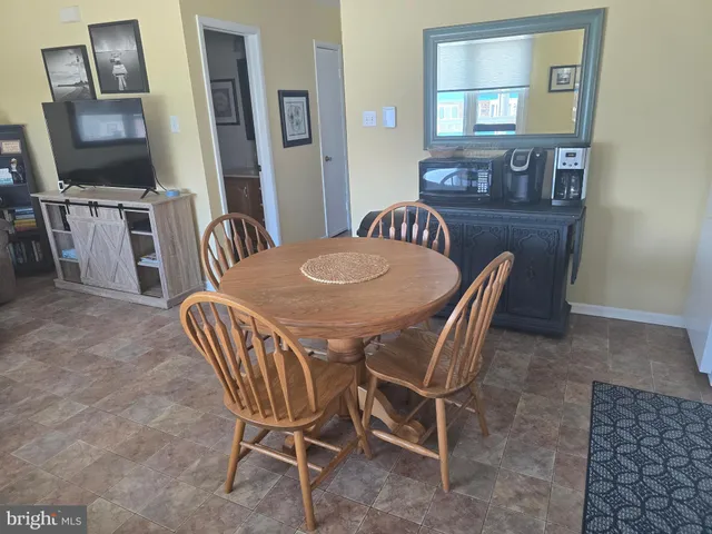 $395,000 | 1203 7 East Beach Avenue, Unit 8, Brigantine, NJ 08203