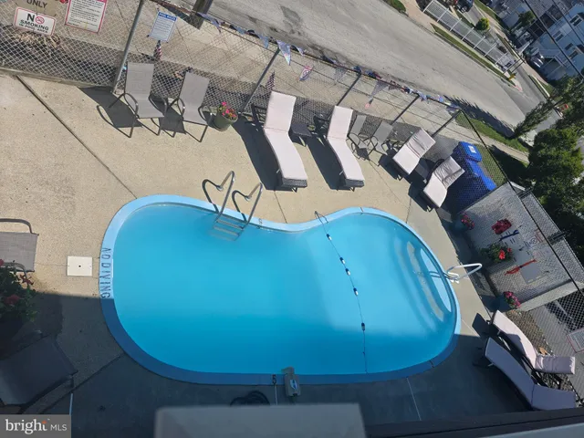 $395,000 | 1203 7 East Beach Avenue, Unit 8, Brigantine, NJ 08203