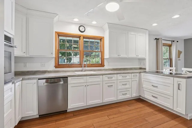 $585,000 | 6330 Cypress Drive, Chanhassen, MN 55331