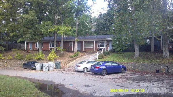 $775 | 435 Arlington Circle Northwest, Unit E, Lenoir, NC 28645