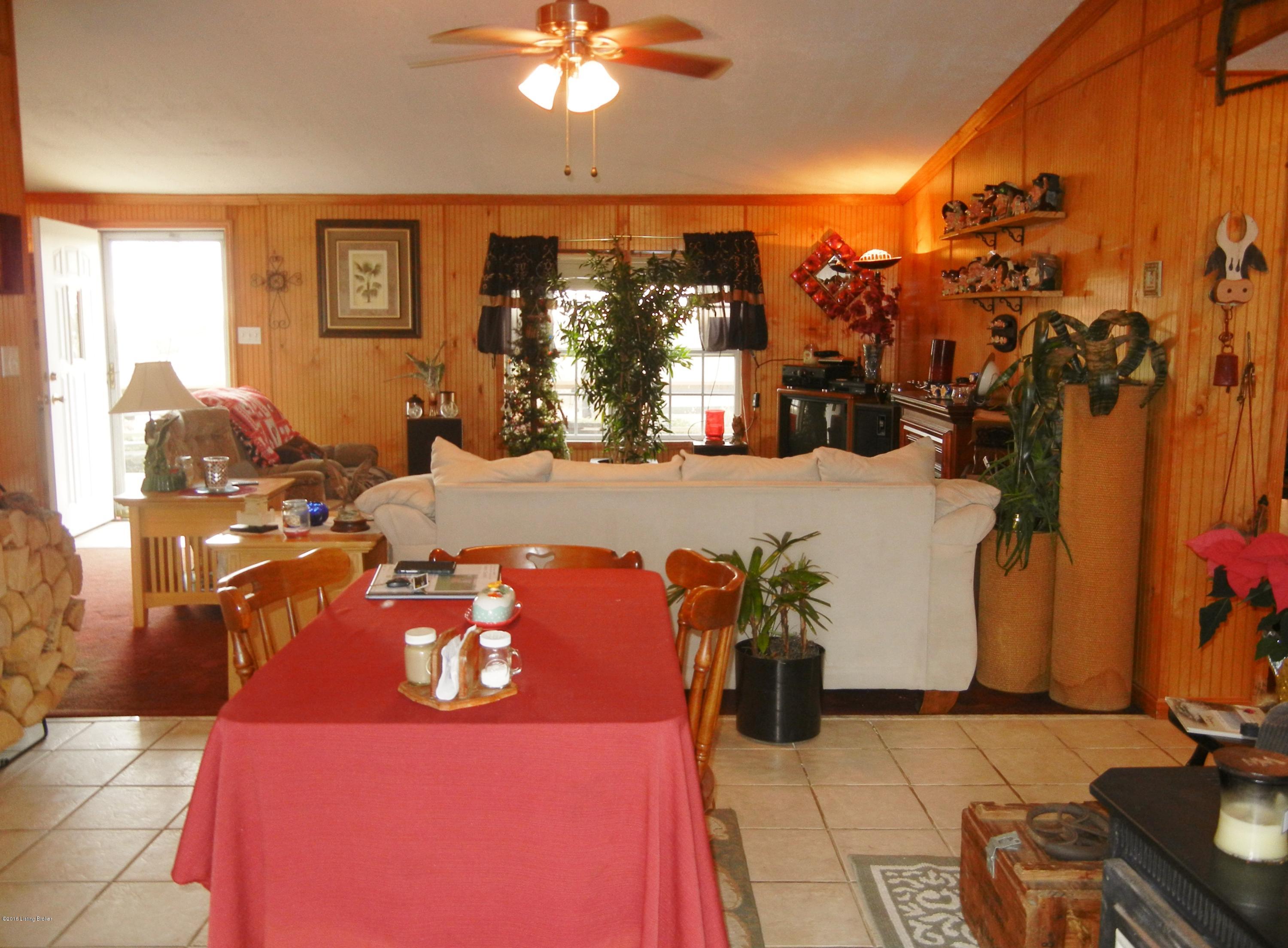 9884 Maddox Ridge Road Turners Station, KY 40075 - Photo 4 of 44 2016-12-07 14.14.47