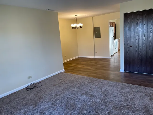 $1,695 | 1495 Georgia Court, Unit 105, Naperville, IL 60540