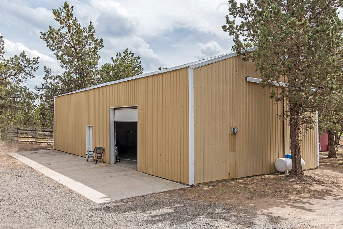 19084 Dayton Road Bend, OR 97703 - Photo 10 of 19 Additional Photo