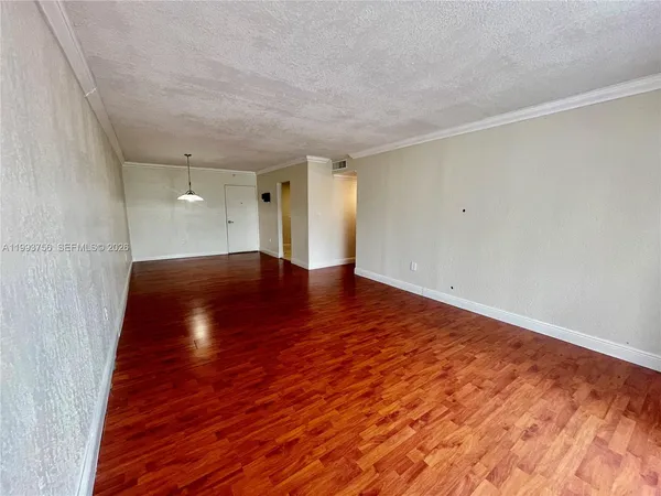 $2,250 | 2851 Northeast 183rd Street, Unit 907E, Aventura, FL 33160