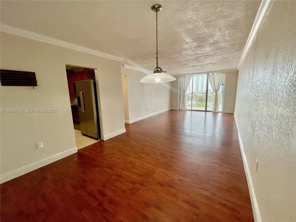 $2,250 | 2851 Northeast 183rd Street, Unit 907E, Aventura, FL 33160