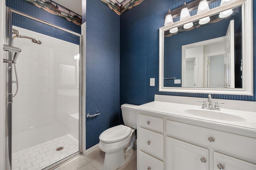 128 Rim Rock Road Aledo, TX 76008 - Photo 26 of 40 2nd full bath.