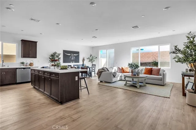 $620,000 | 4884 Sicily Drive, Lake Elsinore, CA 92530