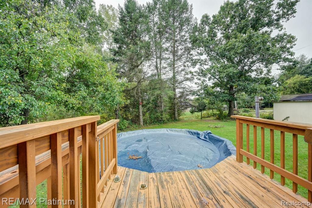 5341 Lobdell Road Fenton, MI 48430 - Photo 37 of 41