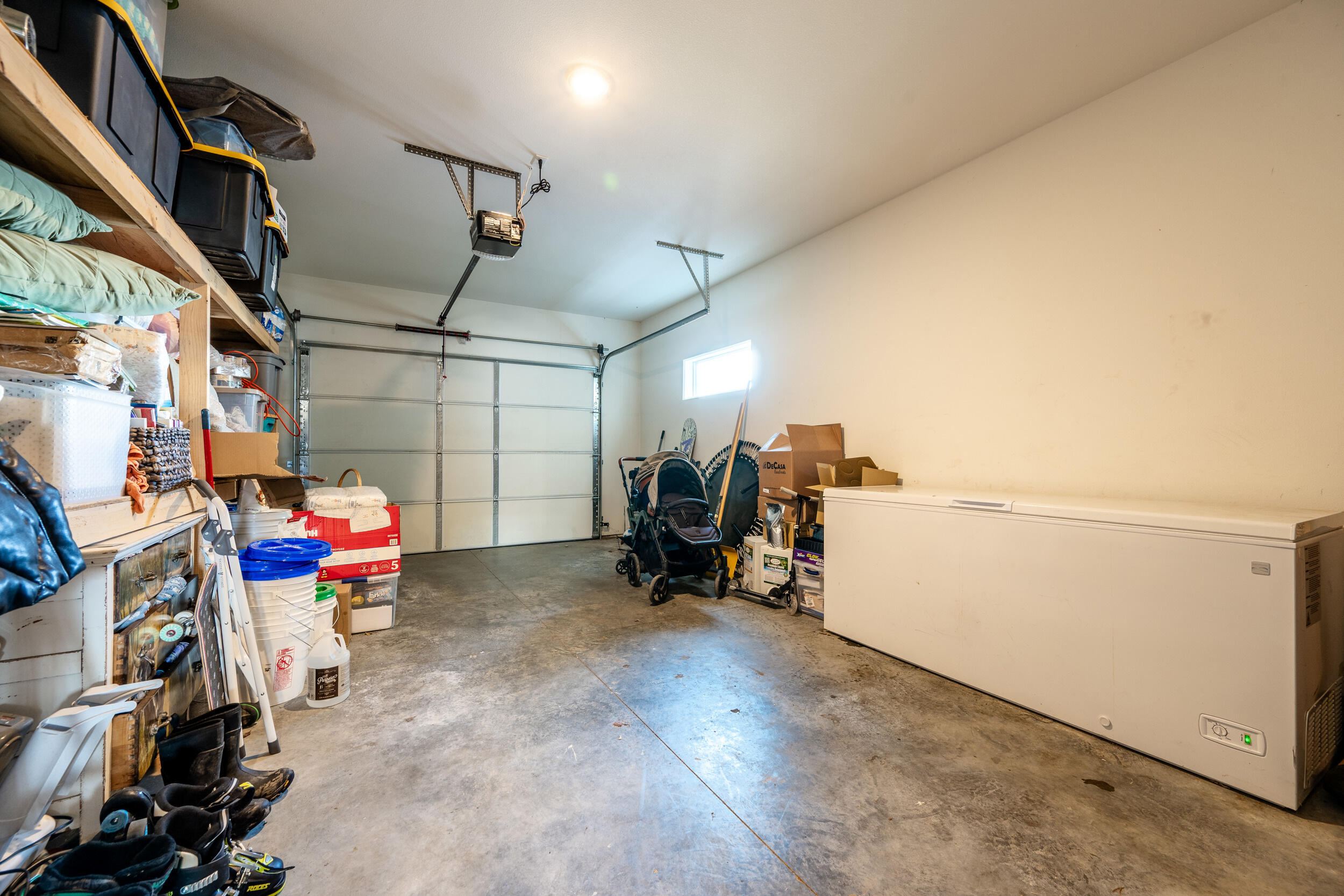 104 Trails W Circle Ranchester, WY 82839 - Photo 21 of 24 21 - Garage