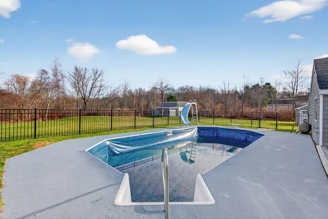 $350,000 | 239 Westbrook Street, South Thomaston, ME 04858