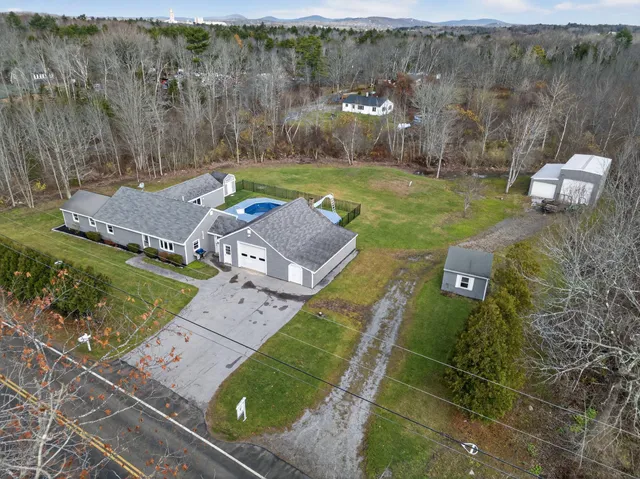 $350,000 | 239 Westbrook Street, South Thomaston, ME 04858