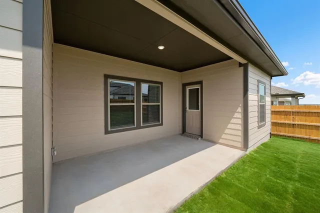 $1,700 | 256 Little Grn Trail, Jarrell, TX 76537