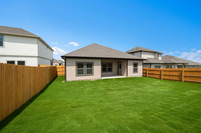 $1,700 | 256 Little Grn Trail, Jarrell, TX 76537