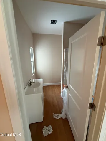 $1,950 | 253 6th Avenue, Troy, NY 12182