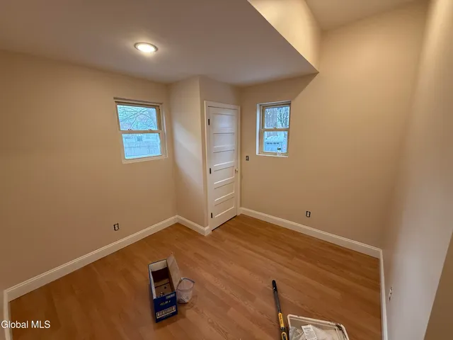 $1,950 | 253 6th Avenue, Troy, NY 12182