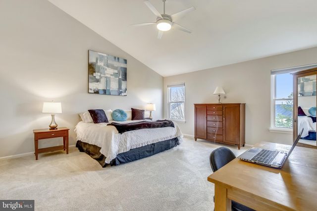 $732,000 | 5262 Ballycastle Circle, Alexandria, VA 22315