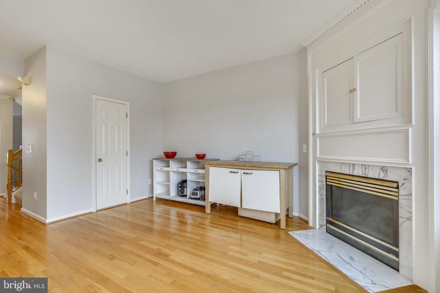 $732,000 | 5262 Ballycastle Circle, Alexandria, VA 22315