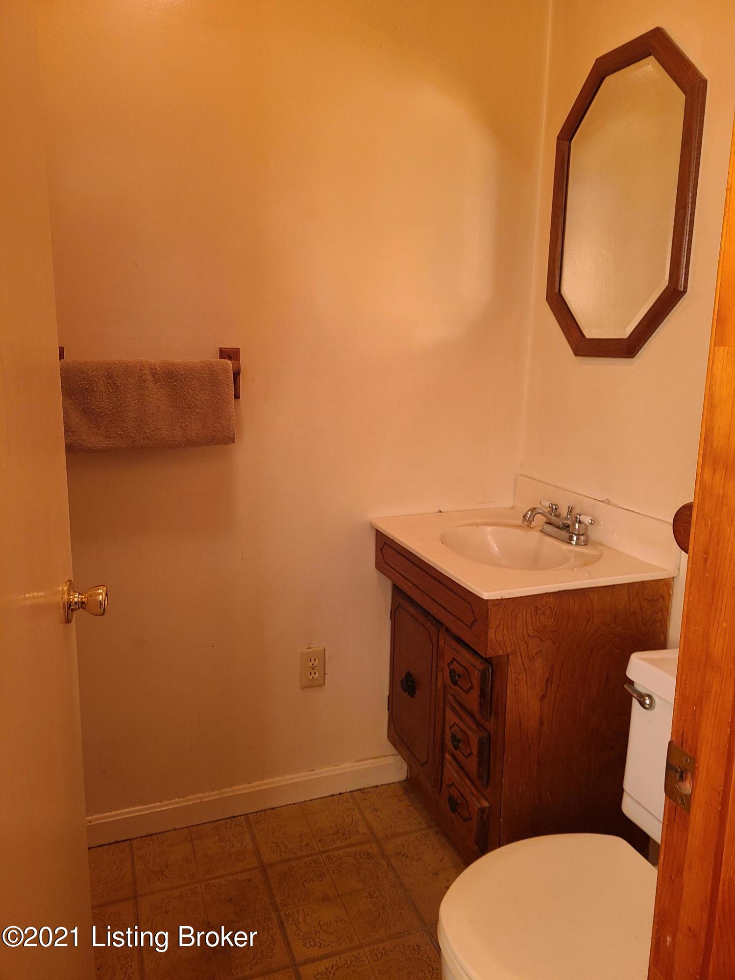 2807 Blevins Gap Road Louisville, KY 40272 - Photo 15 of 21 20210113_143538