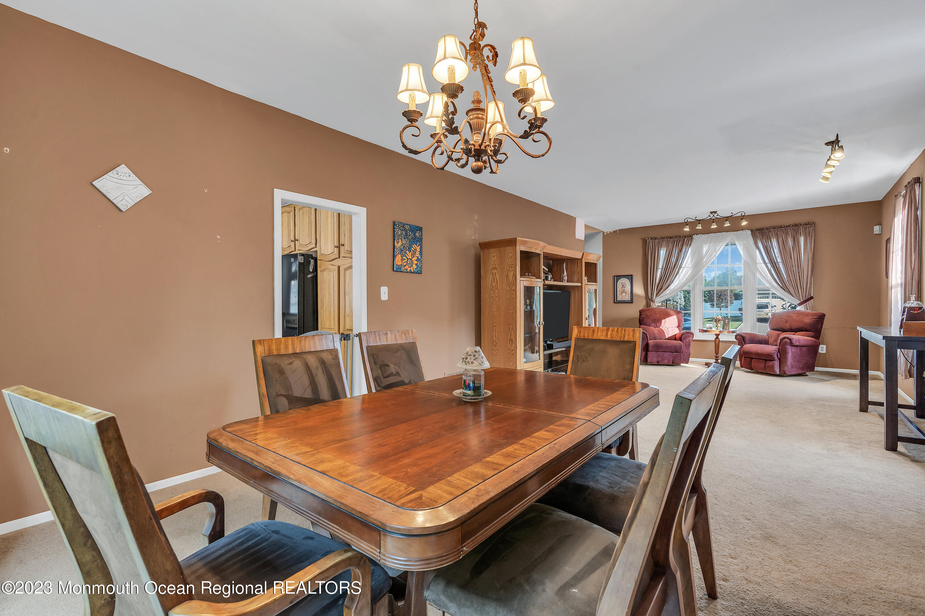 29 Royal Road Freehold, NJ 07728 - Photo 8 of 61 017_dsc03058rw