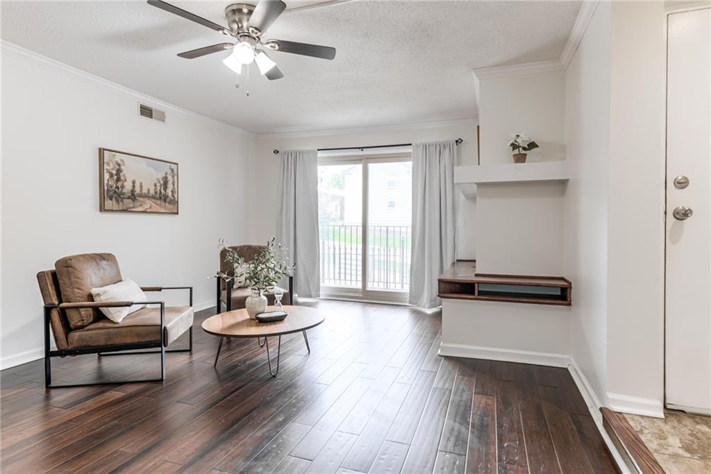 3602 Gillham Road, Unit 4 Kansas City, MO 64111 - Photo 6 of 27