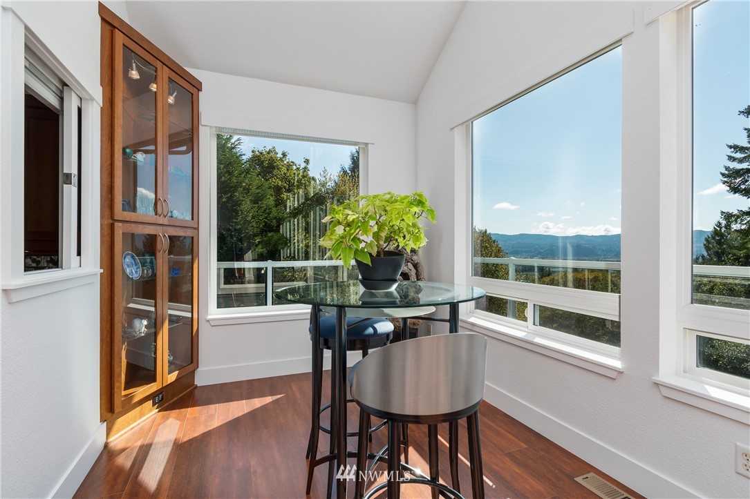 81 Maple Ridge Road Cathlamet, WA 98612 - Photo 11 of 40 Gallery Image 11