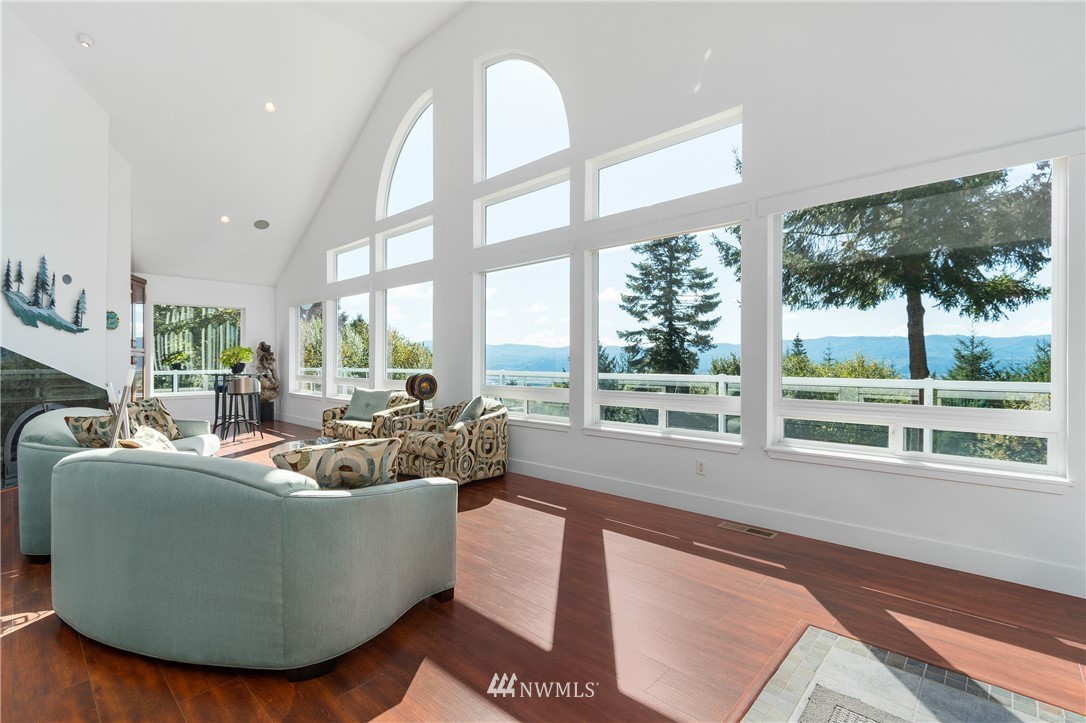 81 Maple Ridge Road Cathlamet, WA 98612 - Photo 3 of 40 Gallery Image 3