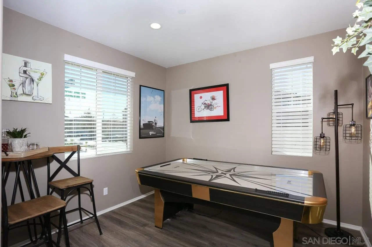 204 Oberlander Way Fallbrook, CA 92028 - Photo 11 of 63 Gallery Image 11