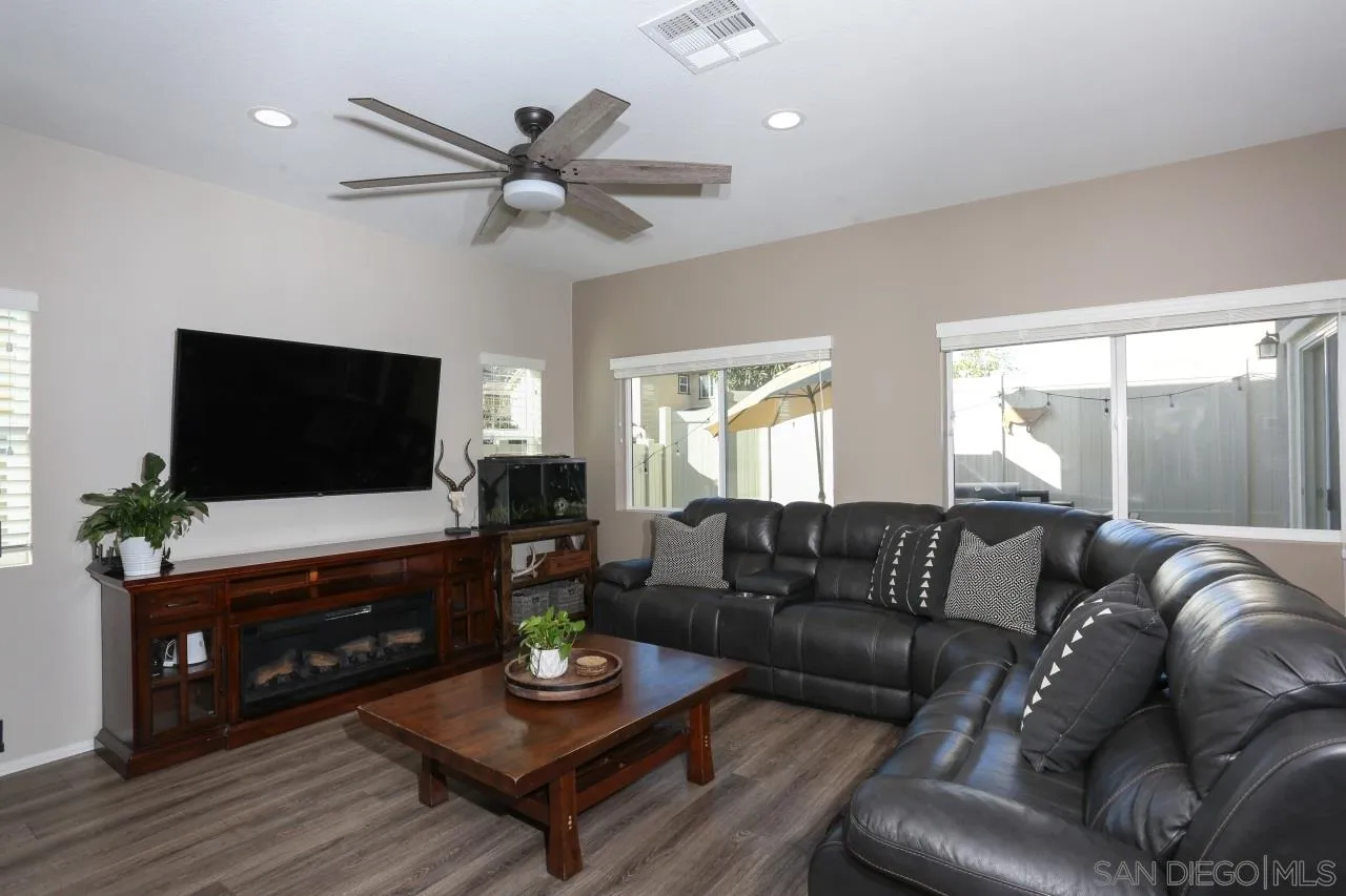 204 Oberlander Way Fallbrook, CA 92028 - Photo 16 of 63 Gallery Image 16