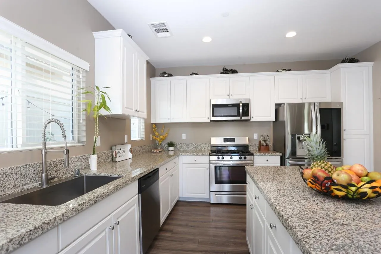 204 Oberlander Way Fallbrook, CA 92028 - Photo 24 of 63 Gallery Image 24